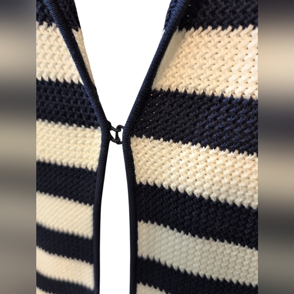 Salvatore Ferragamo Navy and White Sweater Striped Cardigan Beautiful Clean Lg - Picture 8 of 15